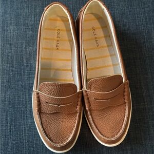 Cole Haan Tan Loafers size 8M